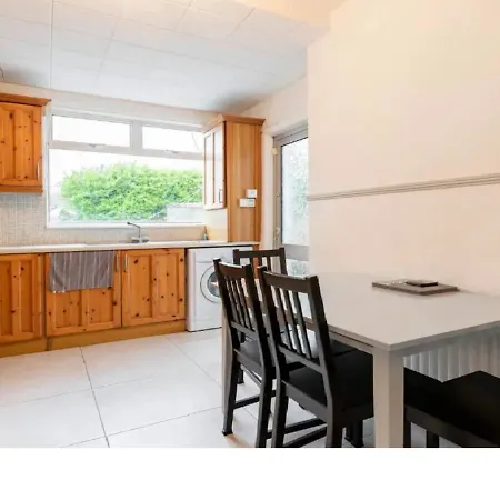 20 Minutes To The Center * Dublin