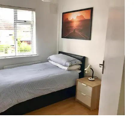 20 Minutes To The Center بيت ضيافة دبلن