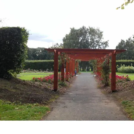 بيت ضيافة 20 Minutes To The Center